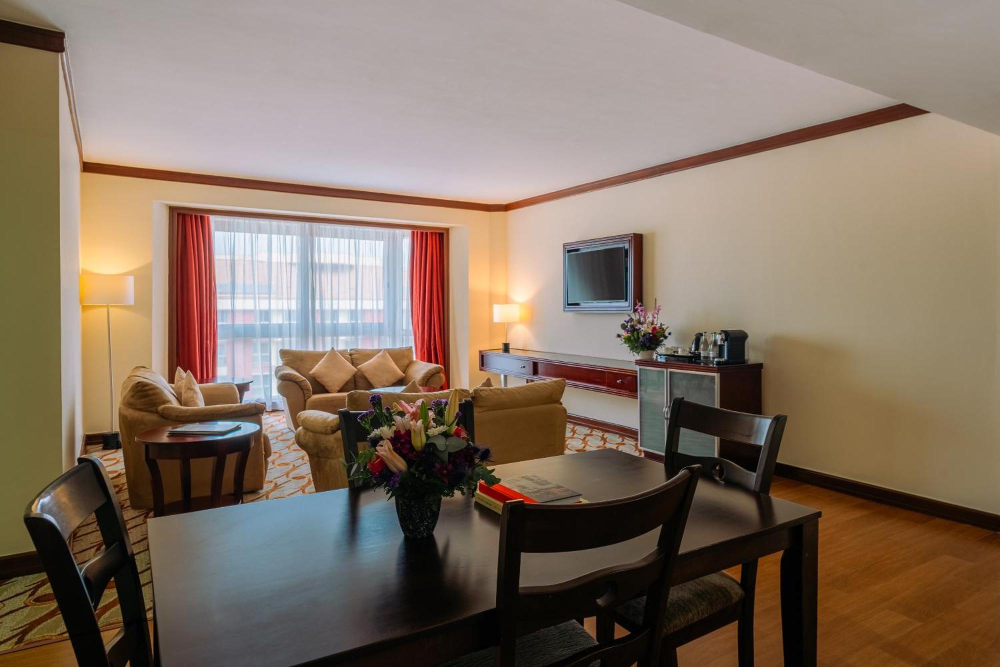 Moevenpick Hotel & Residences Nairobi Ngoại thất bức ảnh