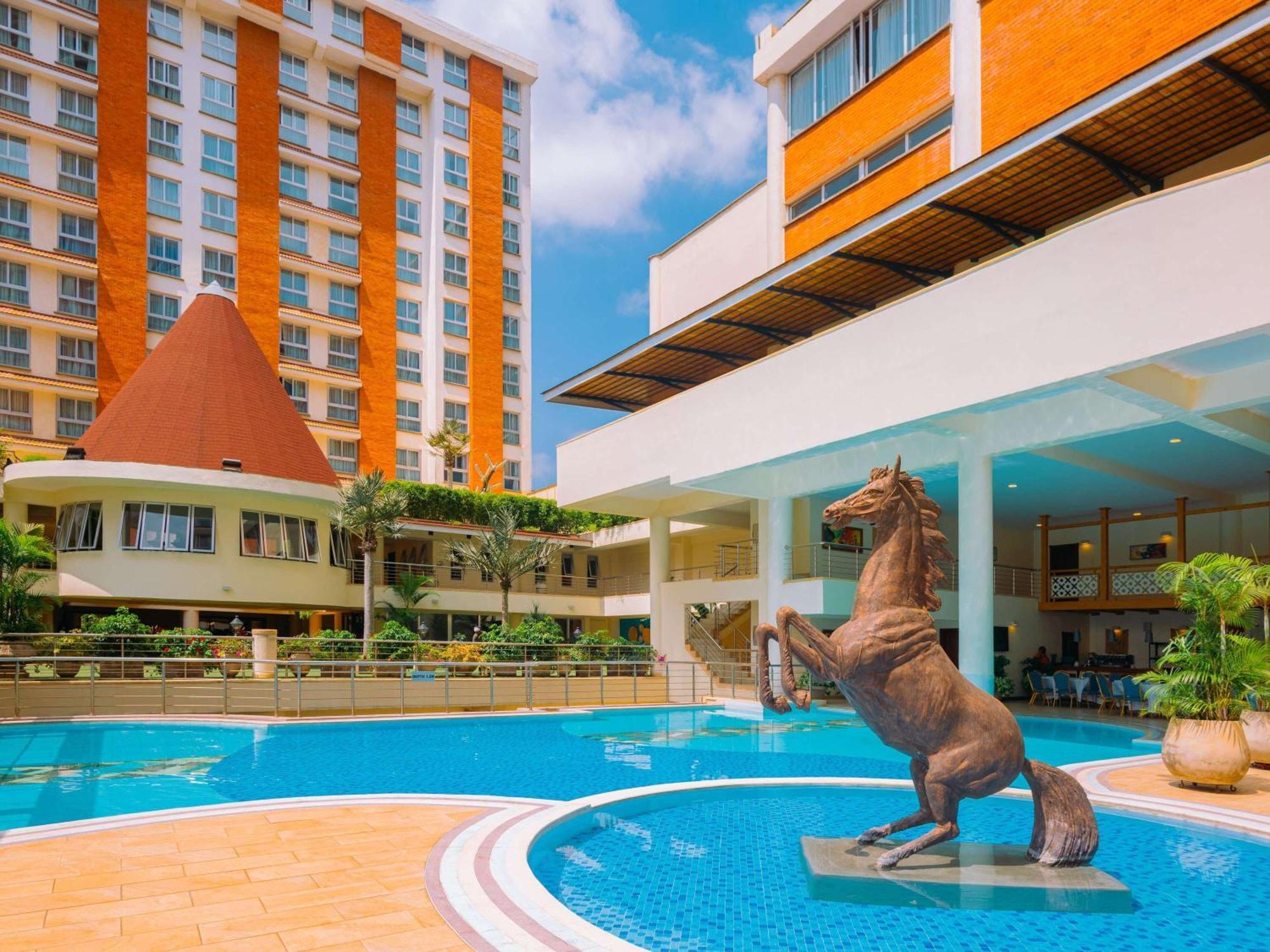 Moevenpick Hotel & Residences Nairobi Ngoại thất bức ảnh