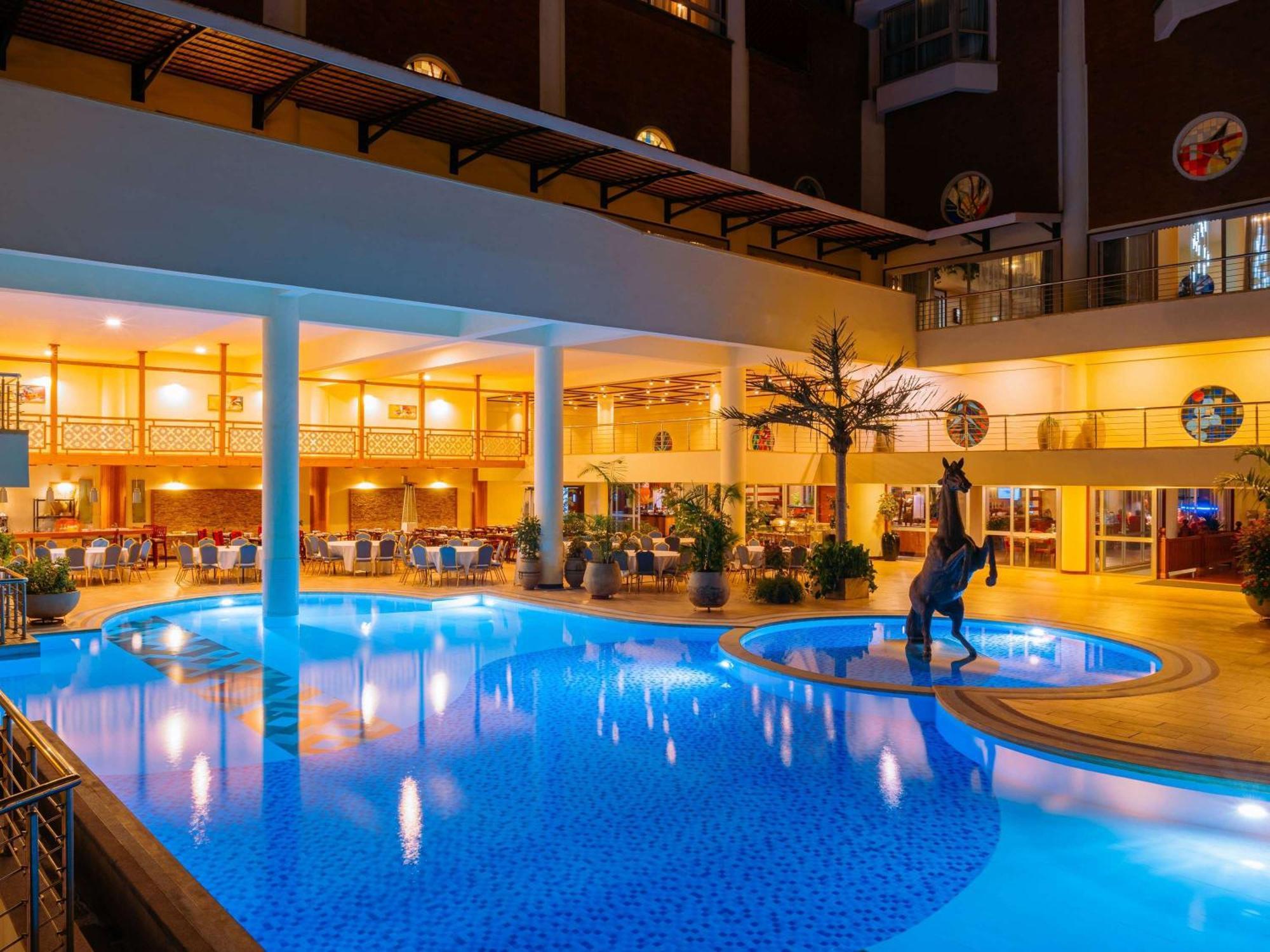 Moevenpick Hotel & Residences Nairobi Ngoại thất bức ảnh