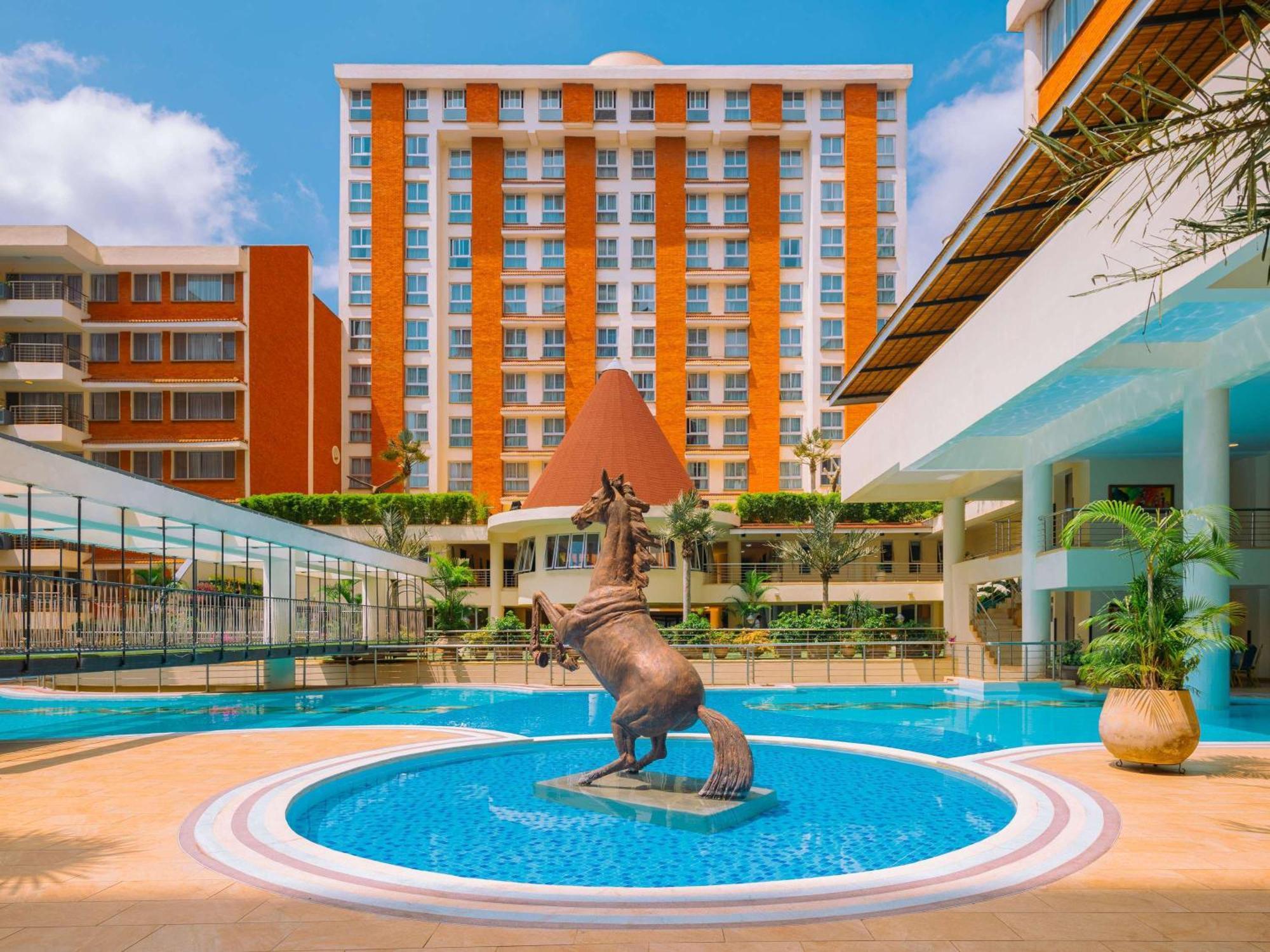 Moevenpick Hotel & Residences Nairobi Ngoại thất bức ảnh