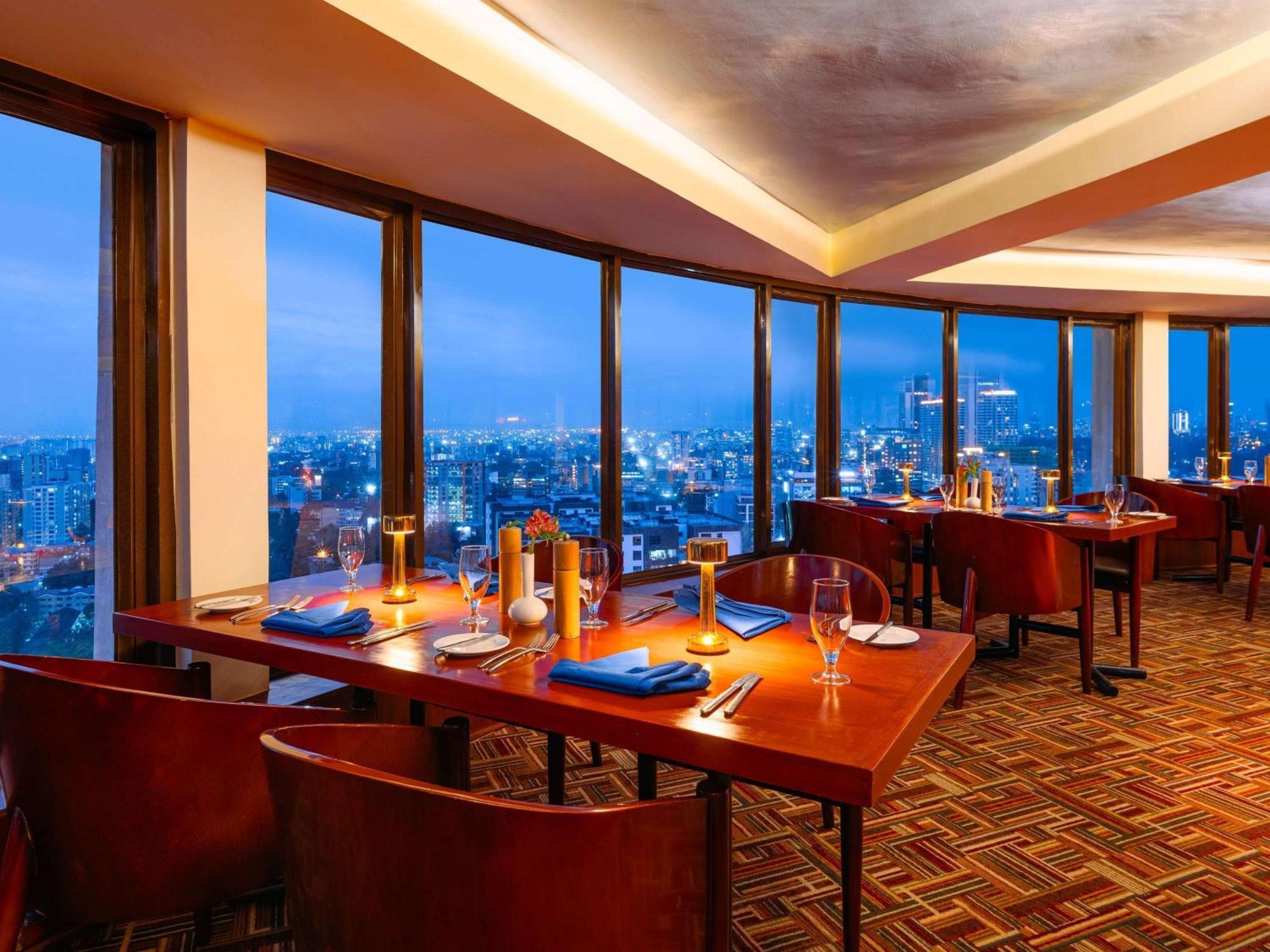 Moevenpick Hotel & Residences Nairobi Ngoại thất bức ảnh