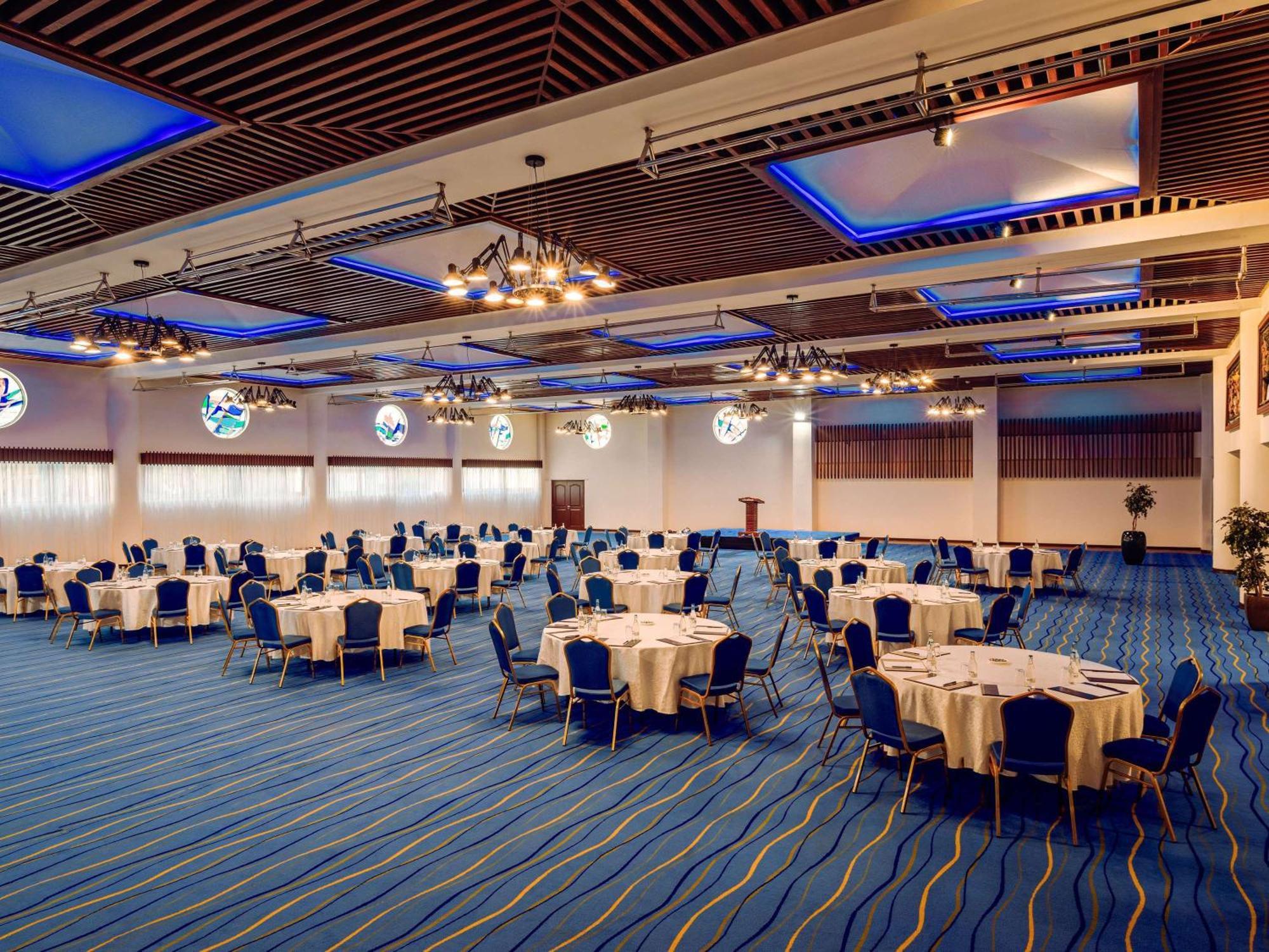Moevenpick Hotel & Residences Nairobi Ngoại thất bức ảnh