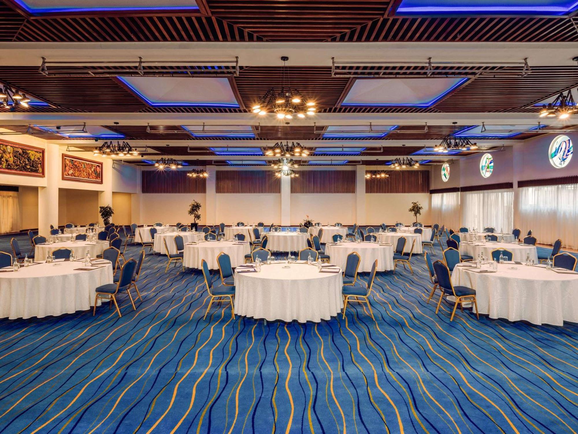 Moevenpick Hotel & Residences Nairobi Ngoại thất bức ảnh