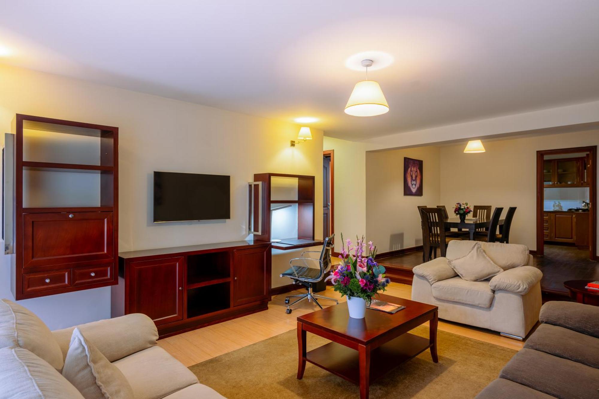 Moevenpick Hotel & Residences Nairobi Ngoại thất bức ảnh